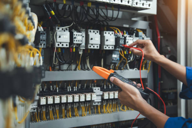 Best Circuit Breaker Repair  in Woodhaven, MI
